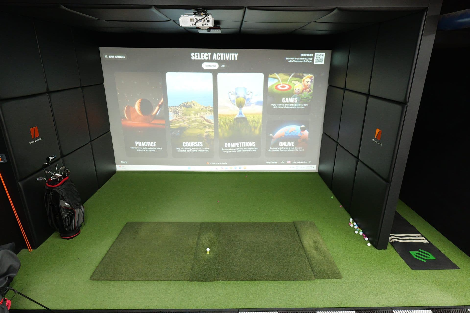 Golf simulator